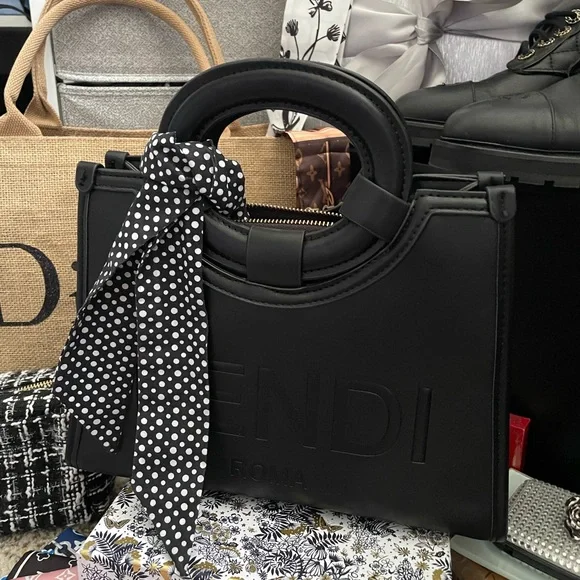 DEVON✨Polka Dot Twilly for your favorite handbag✨NEW - Picture 10 of 14